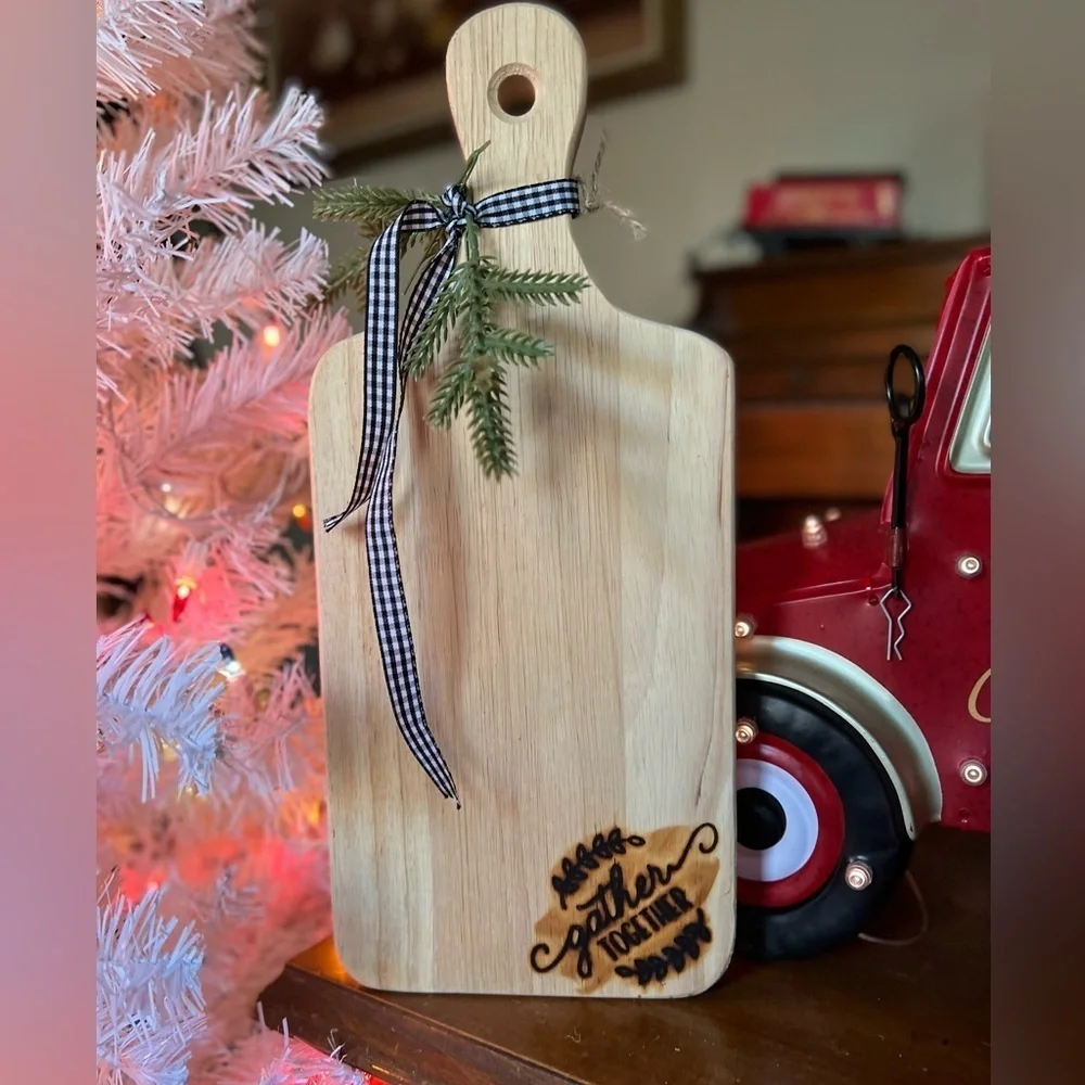 Vintage Christmas Solid Wood Cutting Board